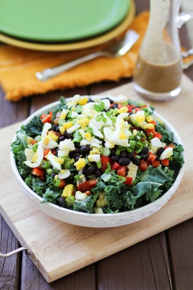 Southwest Kale Salad with Cumin Ginger Sage DressingApplePins.com