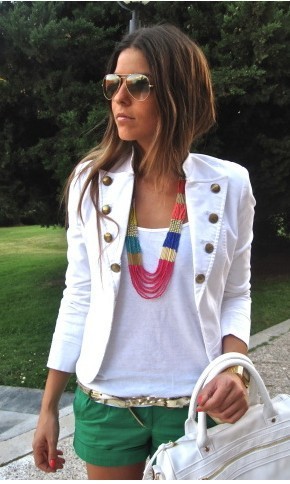 white blazer and coloured denim shortsApplePins.com