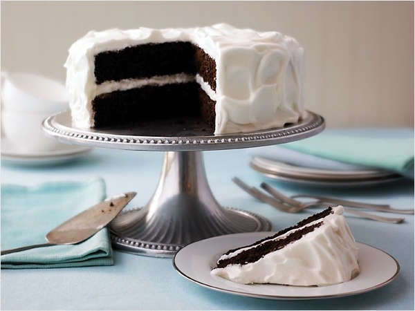 Devil's Food Layer Cake The Biggest Loser Dessert CookbookApplePins.com